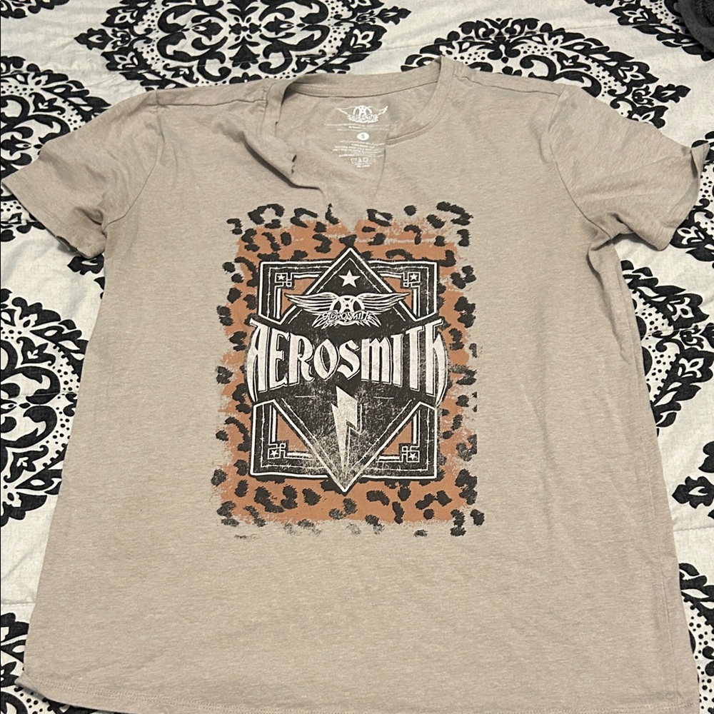 Aerosmith Beige Graphic Tee - Short Sleeve